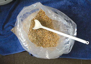 GI-13-Brew-your-own-beer-Step-2-300x210