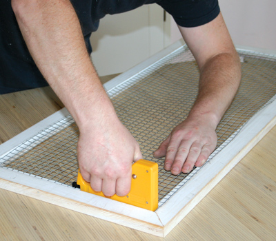 GI-9-Make-a-jewellery-hanger-Step-3-400x350 GI-9-Make-a-jewellery-hanger-Step-3-400x350
