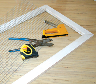 GI-9-Make-a-jewellery-hanger-Youll-need-400x350 GI-9-Make-a-jewellery-hanger-Youll-need-400x350
