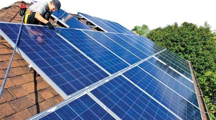 GI-8-Solars-bright-future-700x400