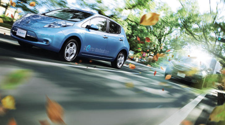 Is-it-time-to-buy-an-electric-car-700x400-GI02