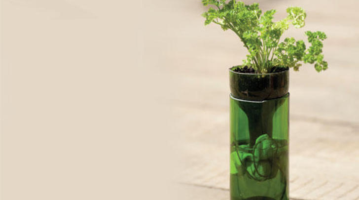 Make-a-self-watering-herb-pot-GI03