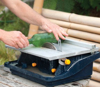 Make-a-self-watering-herb-pot-Step-3-400x350-GI03